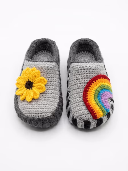 Gemini_Generated_Image_z9n4onz9n4onz9n4_50% sunflower crocs